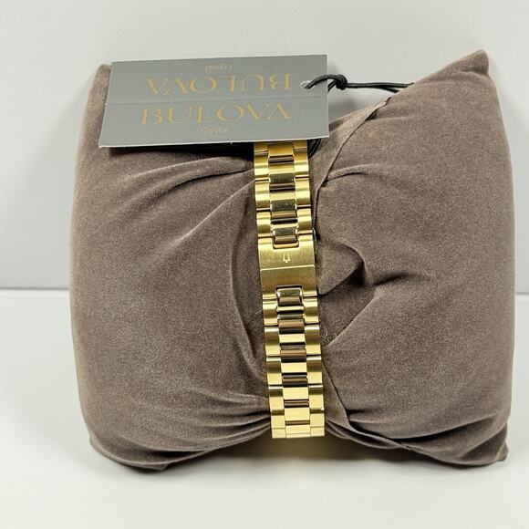Bulova Classic 98L315 Crystal Pave Gold Tone Dial and Band Women’s Watch main image 8